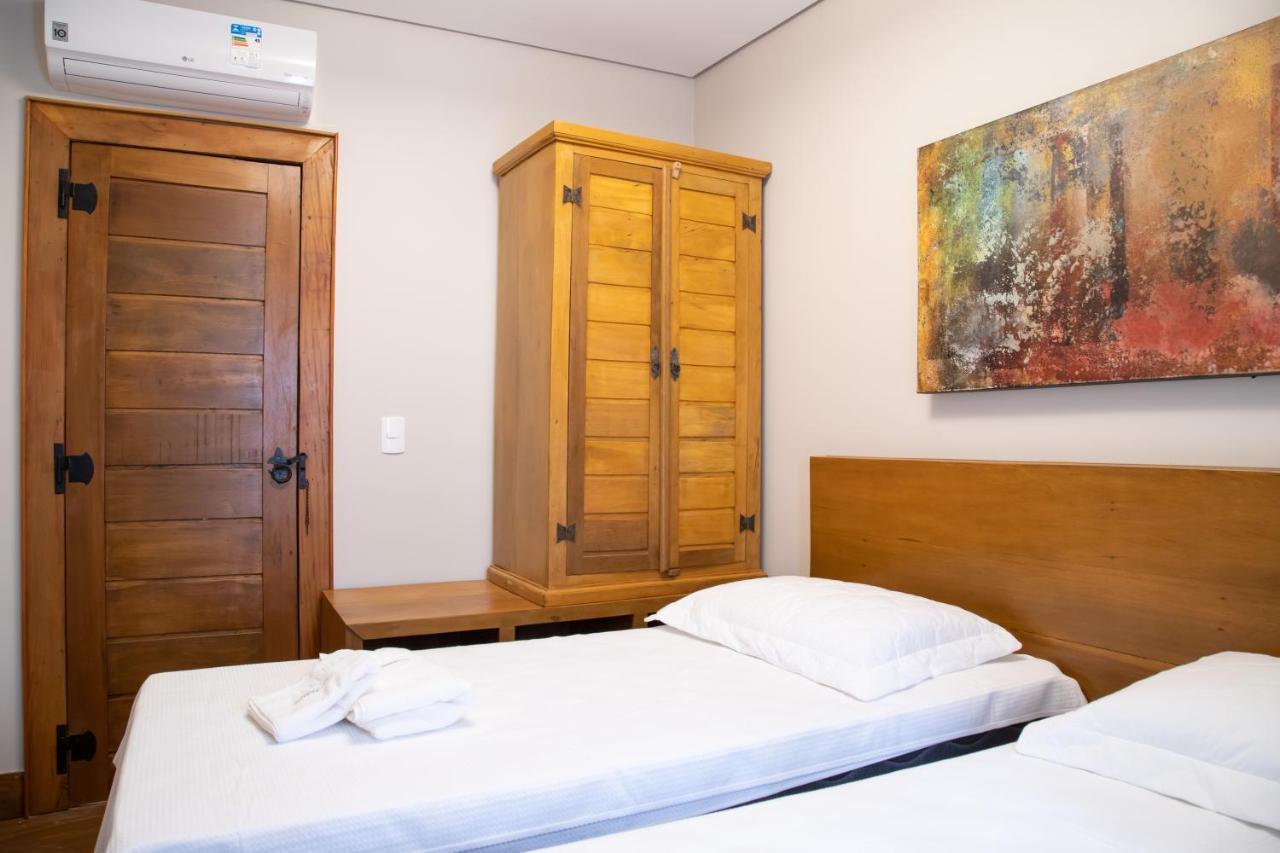 Espaco 250 - Apto Mobiliado, 3 Quartos, Sendo Uma Suite, Banheiro Social, Cozinha Completa, Sala De Estar, Ar Condicionado, Tv E Internet Tiradentes Bagian luar foto