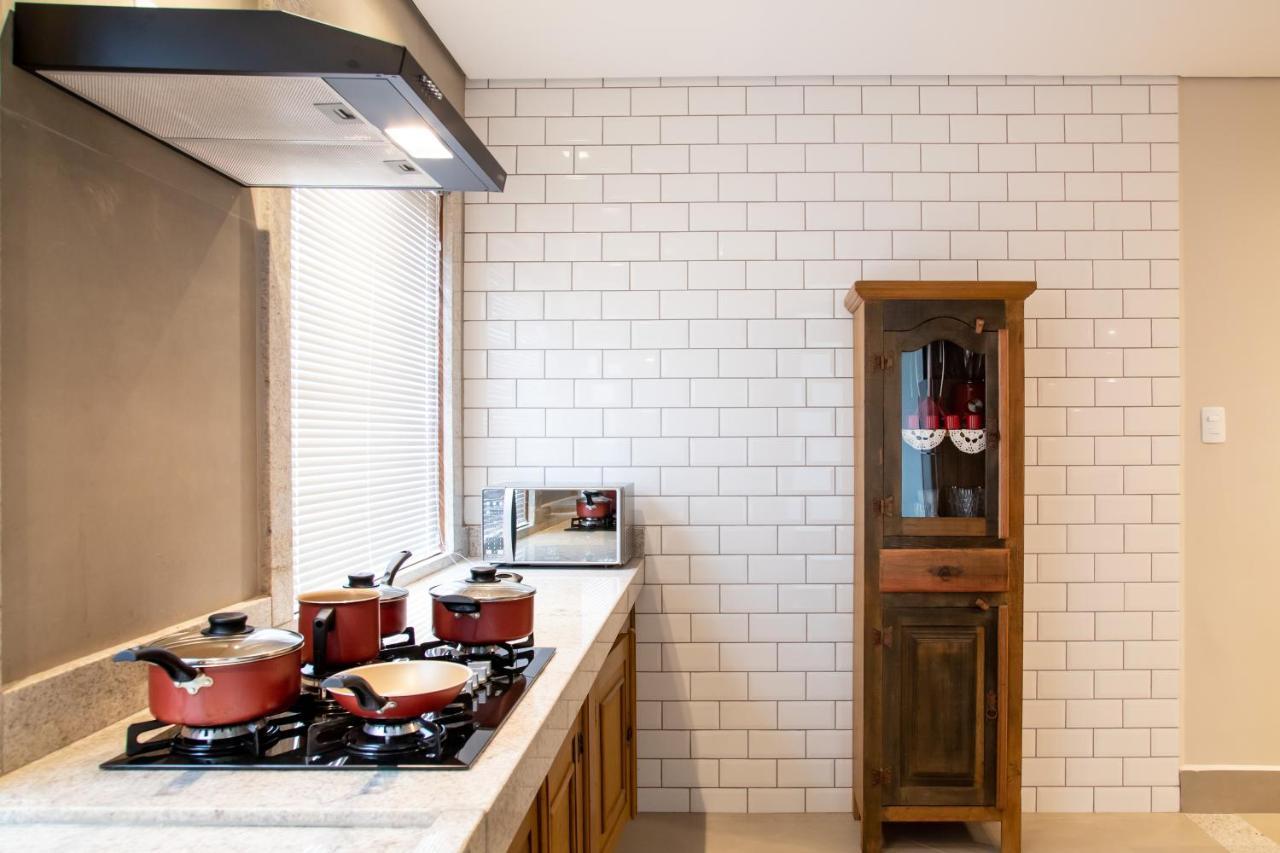 Espaco 250 - Apto Mobiliado, 3 Quartos, Sendo Uma Suite, Banheiro Social, Cozinha Completa, Sala De Estar, Ar Condicionado, Tv E Internet Tiradentes Bagian luar foto