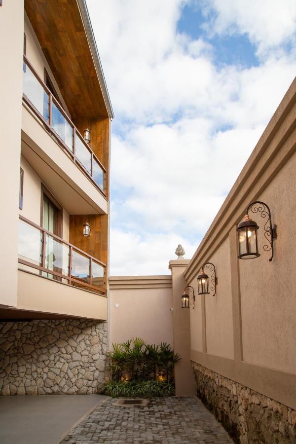 Espaco 250 - Apto Mobiliado, 3 Quartos, Sendo Uma Suite, Banheiro Social, Cozinha Completa, Sala De Estar, Ar Condicionado, Tv E Internet Tiradentes Bagian luar foto